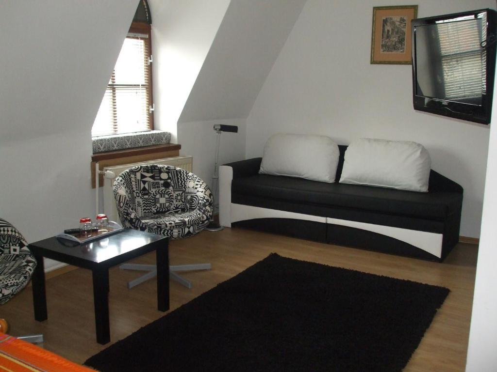 Horvath Fogado Panzio Hotel Szentendre Room photo